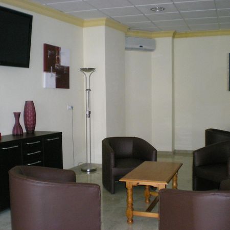 Hotel Labella Maria à Pinos Genil Extérieur photo